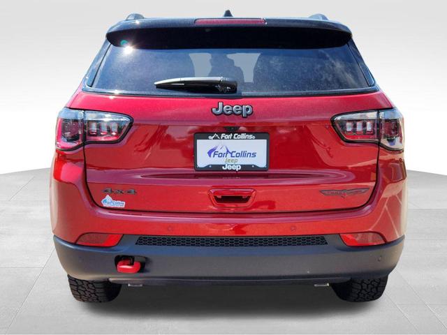 Photo of 2025 Red Hot Pearlcoat Jeep Compass
