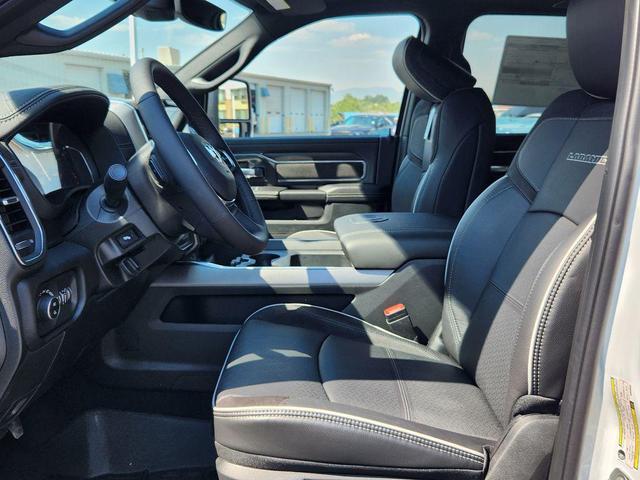 Photo of 2025 Bright White Clearcoat RAM 3500