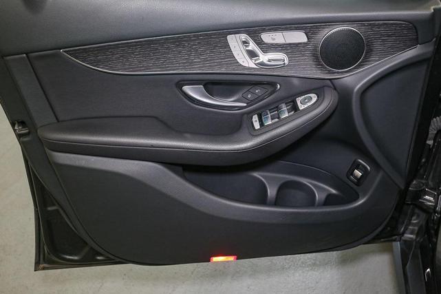 Photo of 2022 Gray Mercedes-Benz GLC 300