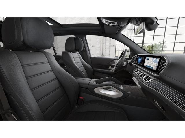 Photo of 2025 MANUFAKTUR Signature Ireland Mid Green Metallic Mercedes-Benz GLE 450e