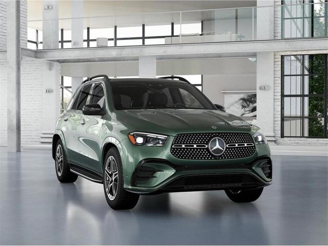 Photo of 2025 MANUFAKTUR Signature Ireland Mid Green Metallic Mercedes-Benz GLE 450e