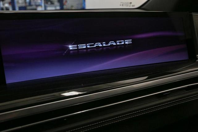 Photo of 2025 Crystal White Tricoat Cadillac Escalade