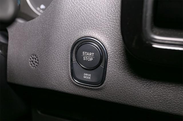 Photo of 2024 White Mercedes-Benz Sprinter 2500