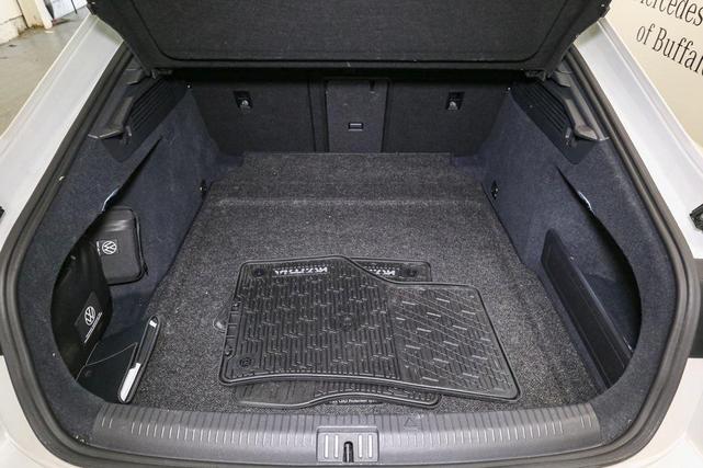Photo of 2023 Opal White Pearl Volkswagen Arteon