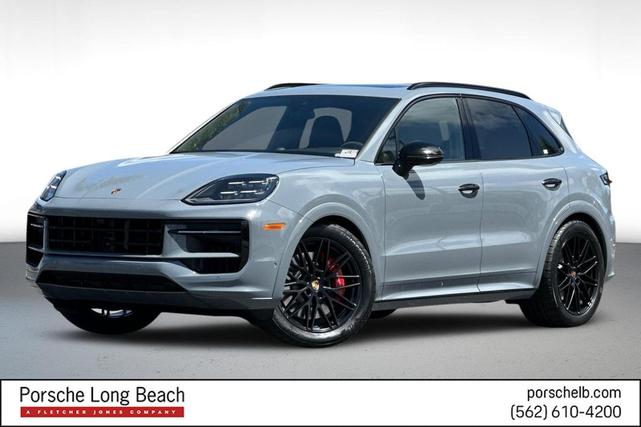 Photo of 2025 Arctic Grey Porsche Cayenne