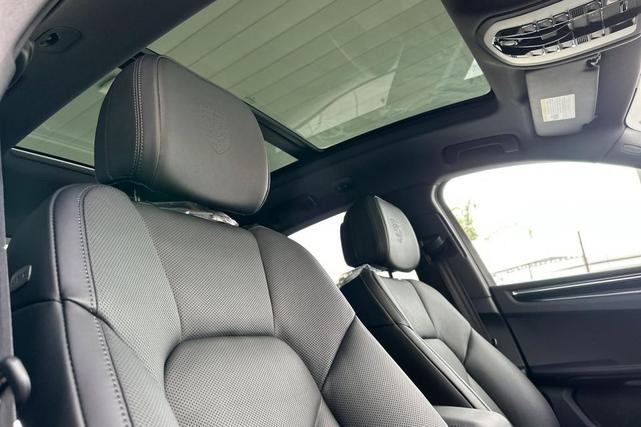 Photo of 2025 Carrara White Metallic Porsche Macan