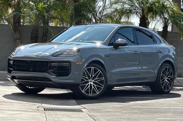 Photo of 2026 Arctic Grey Porsche Cayenne