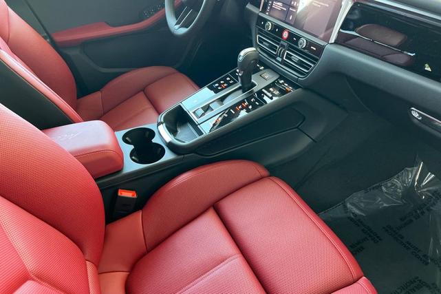 Photo of 2025 Jet Black Metallic Porsche Macan