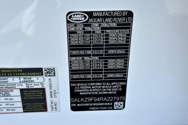 Photo of 2024 OSTUNI PEARL WHITE Land Rover Range Rover