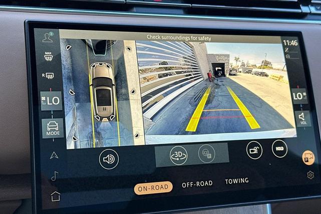 Photo of 2024 OSTUNI PEARL WHITE Land Rover Range Rover