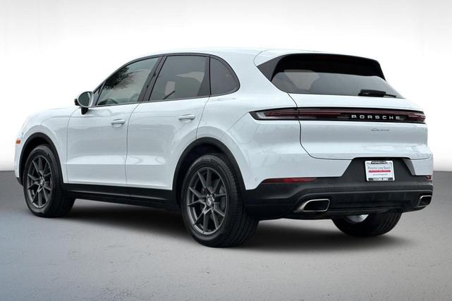 Photo of 2025 Carrara White Metallic Porsche Cayenne
