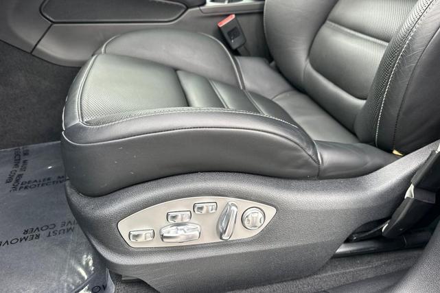 Photo of 2022 Chalk Porsche Macan