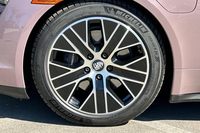Photo of 2022 Frozen Berry Metallic Porsche Taycan