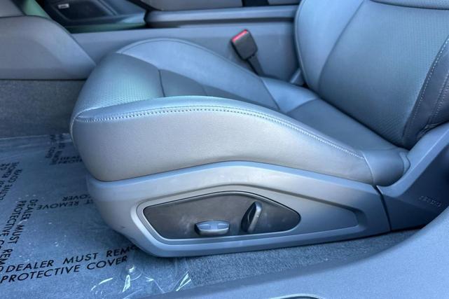 Photo of 2022 Frozen Berry Metallic Porsche Taycan