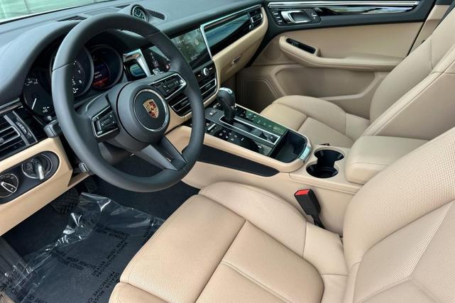 Photo of 2026 Carrara White Metallic Porsche Macan
