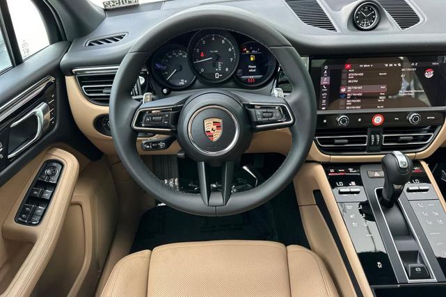 Photo of 2026 Carrara White Metallic Porsche Macan