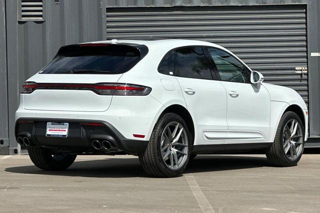 Photo of 2026 Carrara White Metallic Porsche Macan