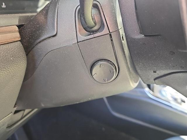 Photo of 2020 White Ford Explorer