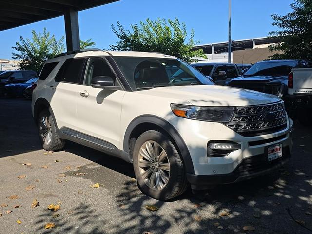 Photo of 2020 White Ford Explorer