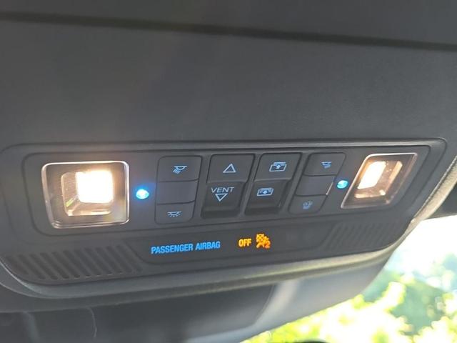 Photo of 2020 White Ford Explorer