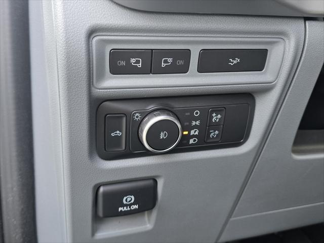 Photo of 2022 Iconic Silver Metallic Ford F-150