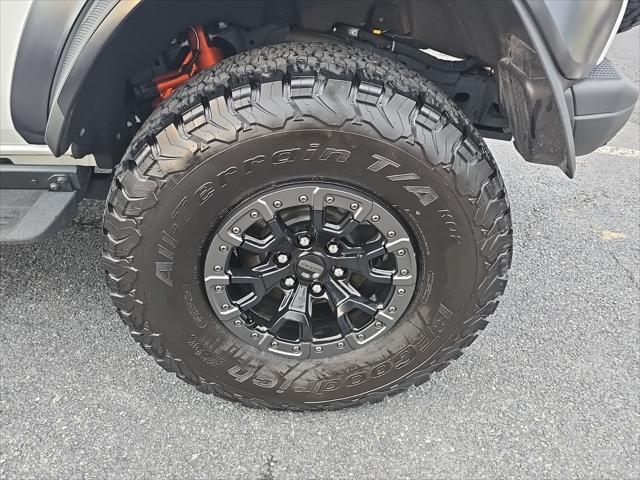Photo of 2023 Oxford White Ford Bronco