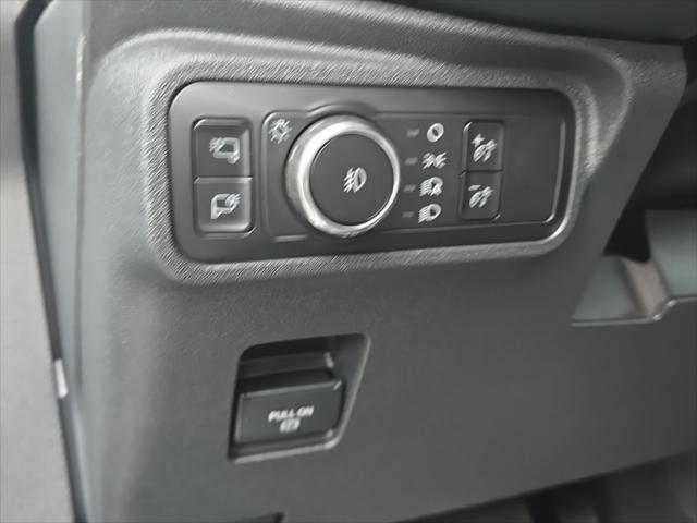 Photo of 2023 Oxford White Ford Bronco