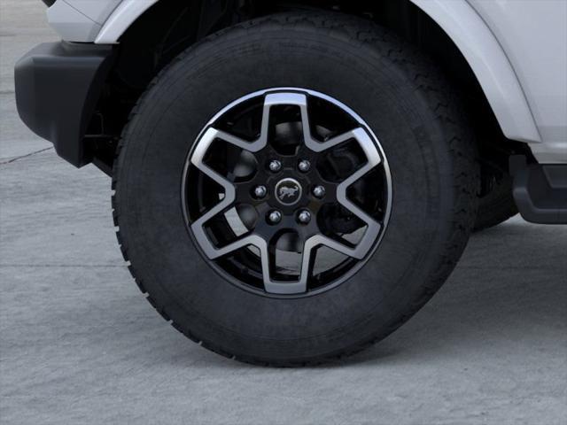 Photo of 2025 Oxford White Ford Bronco