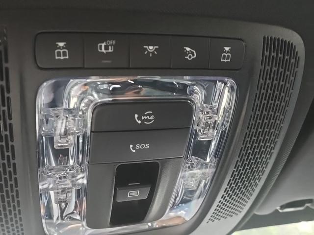 Photo of 2022 Cosmos Black Metallic Mercedes-Benz GLA 250
