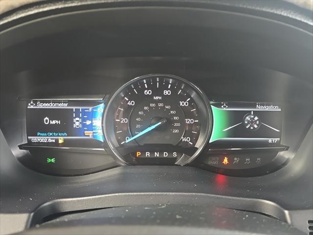 Photo of 2017 Ingot Silver Ford Explorer