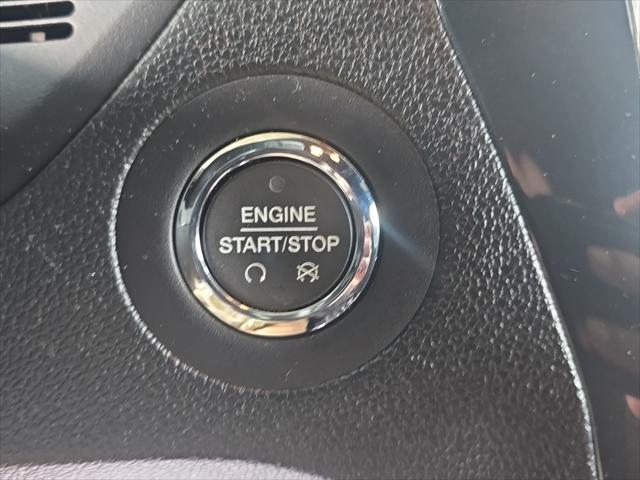 Photo of 2017 Ingot Silver Ford Explorer