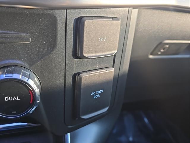 Photo of 2022 Agate Black Metallic Ford F-150