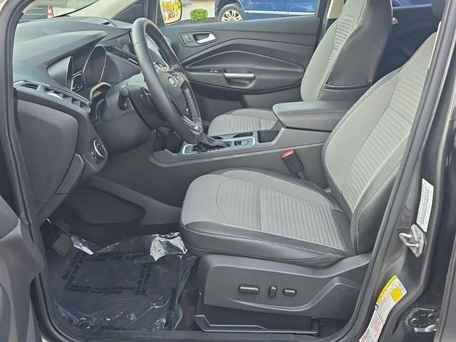 Photo of 2017 Magnetic Ford Escape