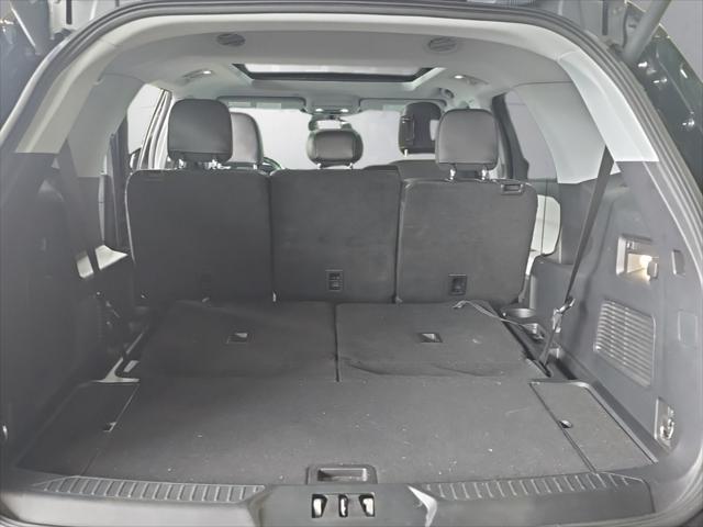 Photo of 2022 Black Metallic Ford Explorer