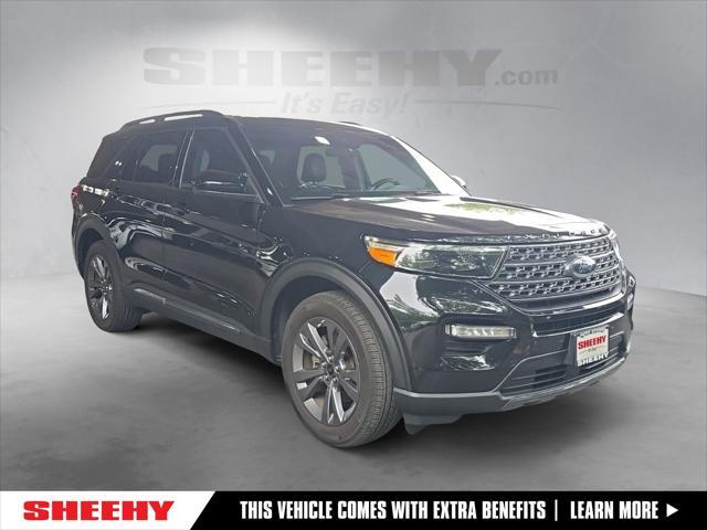 Photo of 2022 Black Metallic Ford Explorer