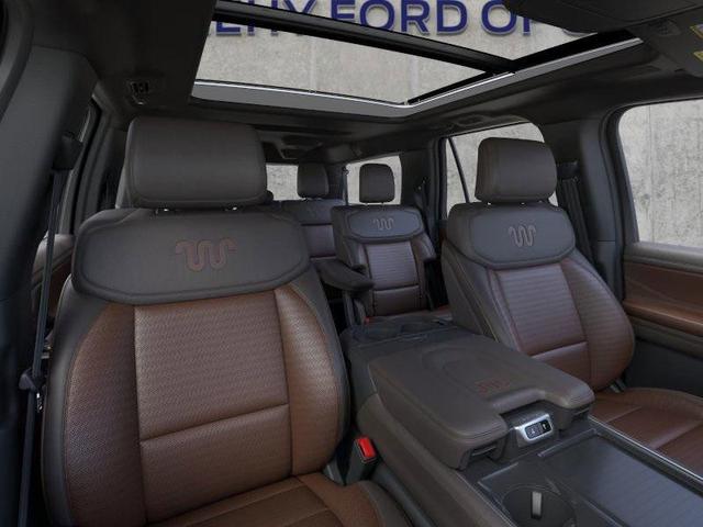 Photo of 2025 White Ford Expedition Max