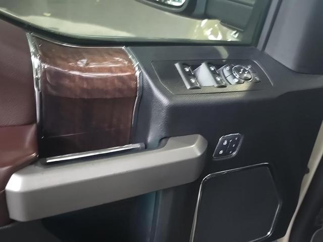 Photo of 2017 White Gold Ford F-150