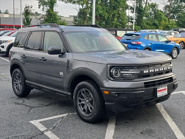 Photo of 2021 Gray Metallic Ford Bronco Sport