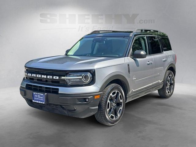 Photo of 2021 Silver Metallic Ford Bronco Sport