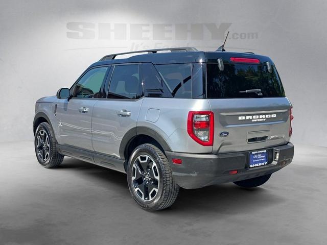 Photo of 2021 Silver Metallic Ford Bronco Sport