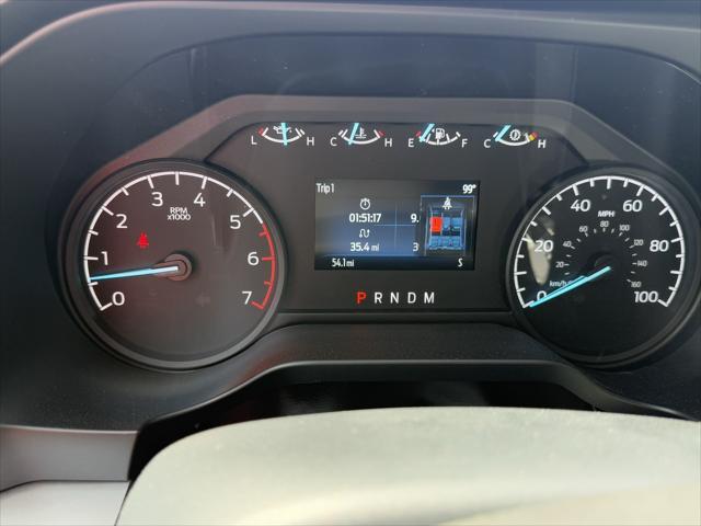 Photo of 2025 Oxford White Ford F-250