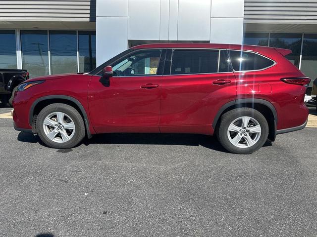 Photo of 2020 Red Toyota Highlander