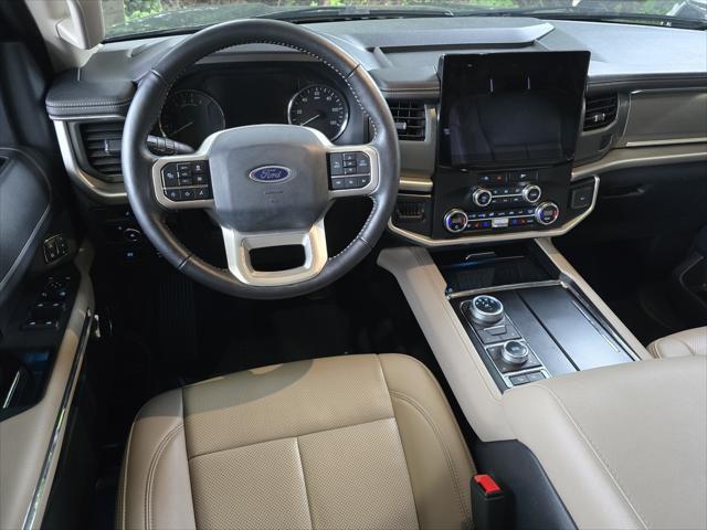 Photo of 2024 Black Metallic Ford Expedition Max