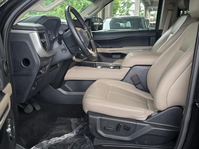 Photo of 2024 Black Metallic Ford Expedition Max