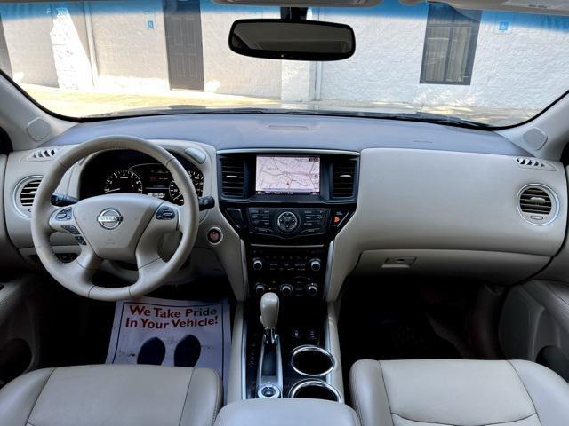 Photo of 2015 Arctic Blue Metallic Nissan Pathfinder