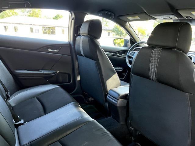 Photo of 2020 Crystal Black Pearl Honda Civic