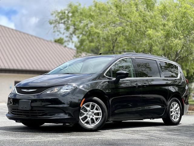 2020 Chrysler Voyager