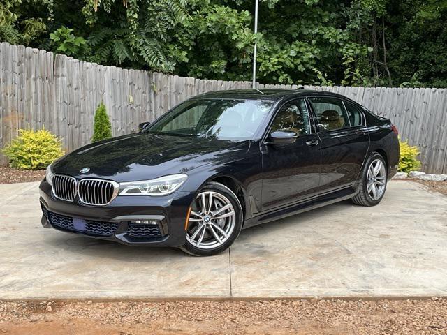 2016 BMW 750