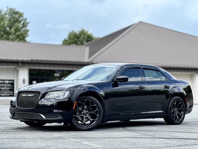 2019 Chrysler 300