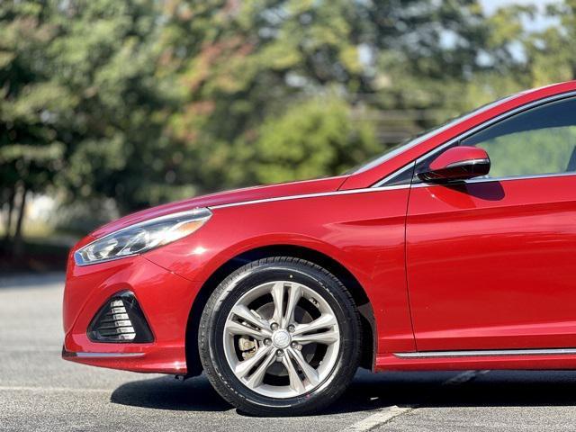 Photo of 2019 Scarlet Red Hyundai SONATA